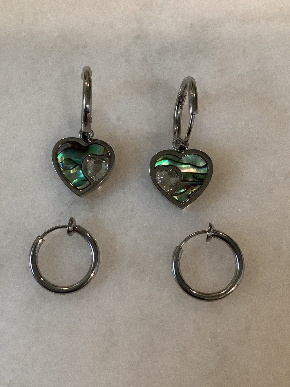 Aradoo Green Abalone Heart Drop Earrings with Clear Crystal Accent, Brand New